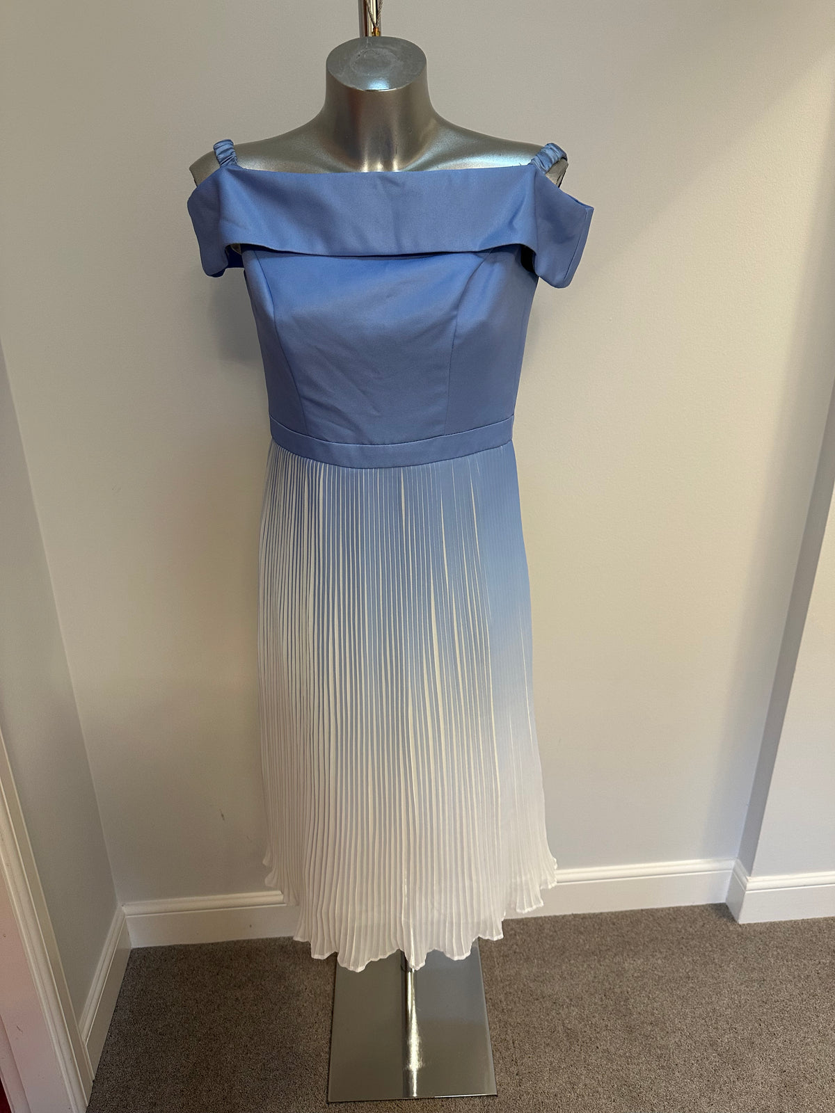 Chi chi baby blue and white ruffle dress size 10