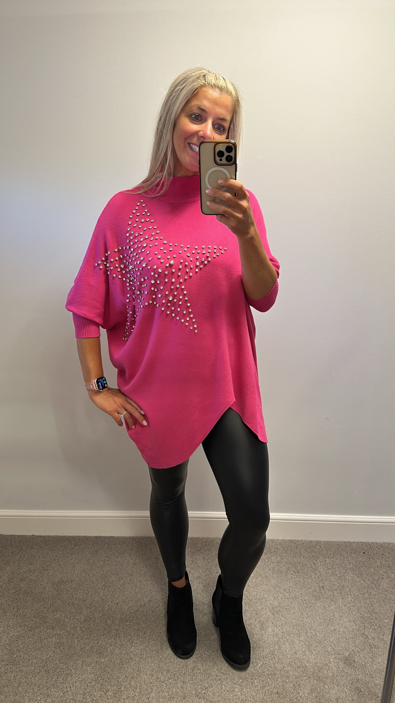 Diverse pink batwing rhinestone star jumper one size fitting upto size 22