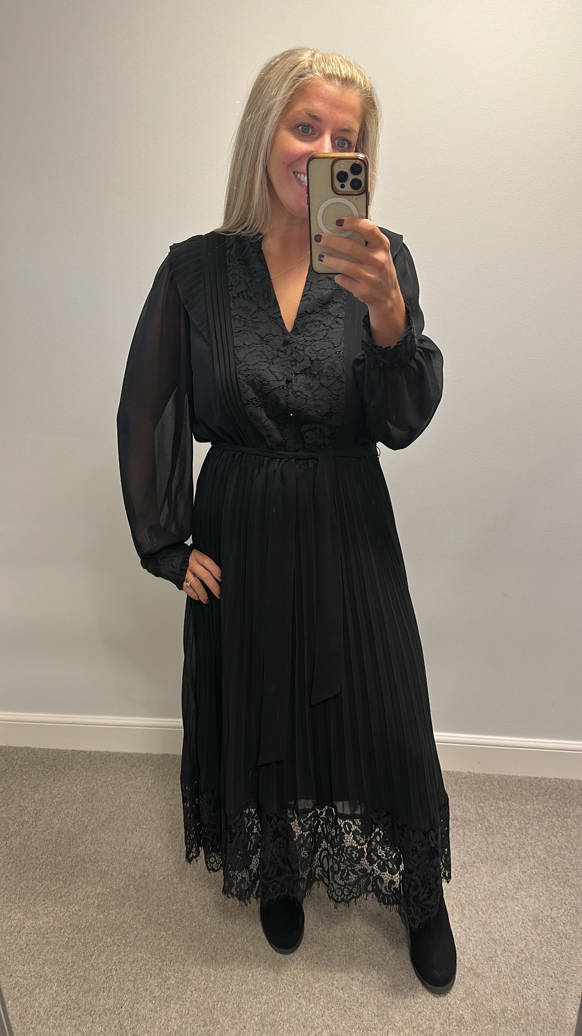 Love & Roses Black Pleated Chiffon Lace Midi Dress size 16