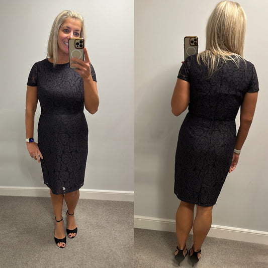 Adrianna Papell black lace dress size 14 (neat fit more suited to 12)