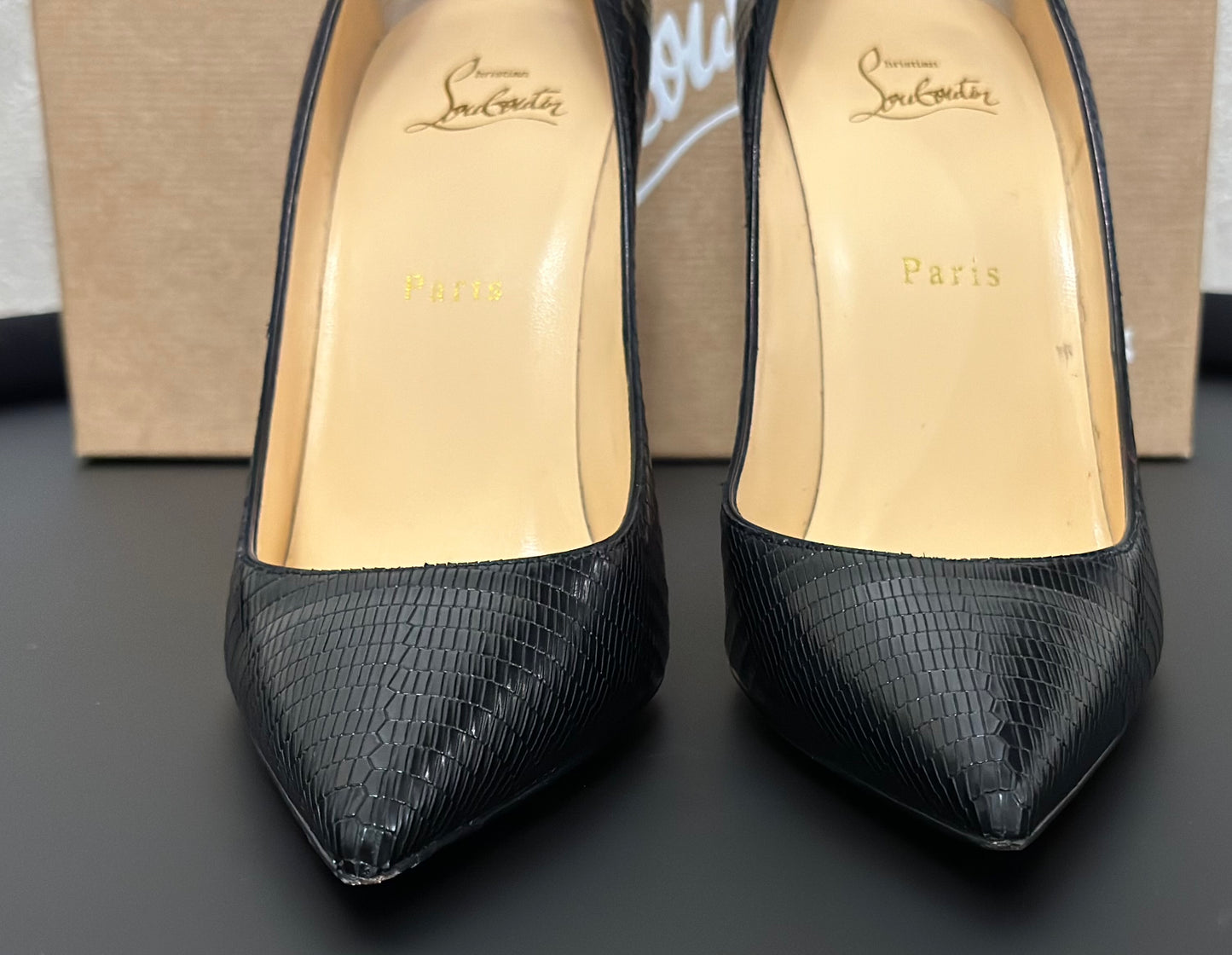 Christian Louboutin “Kate calf iguane” black court heels size 39.5