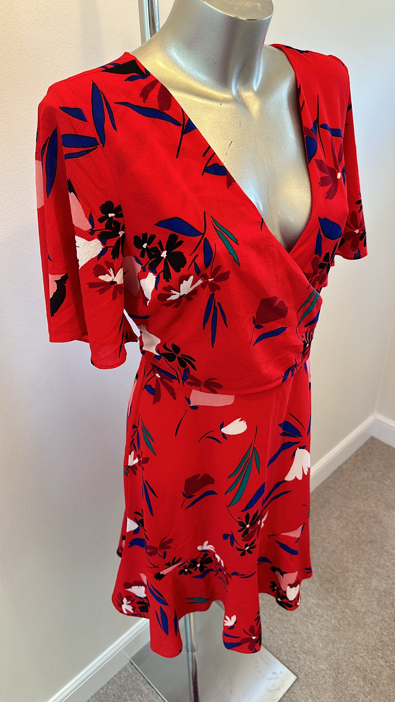 Sosander red floral dress size 12