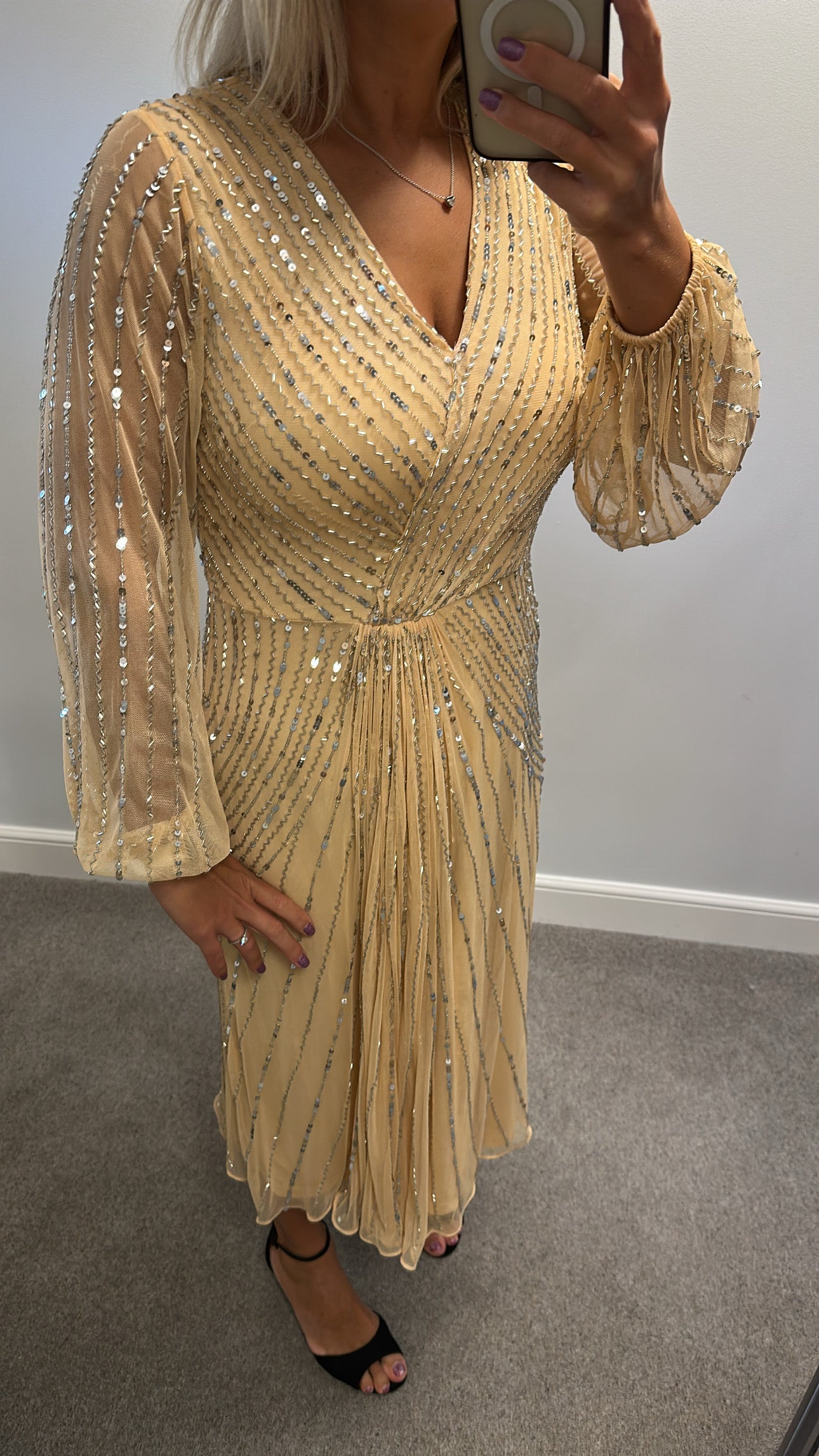 Amelia Rose cream sequin dress size 14