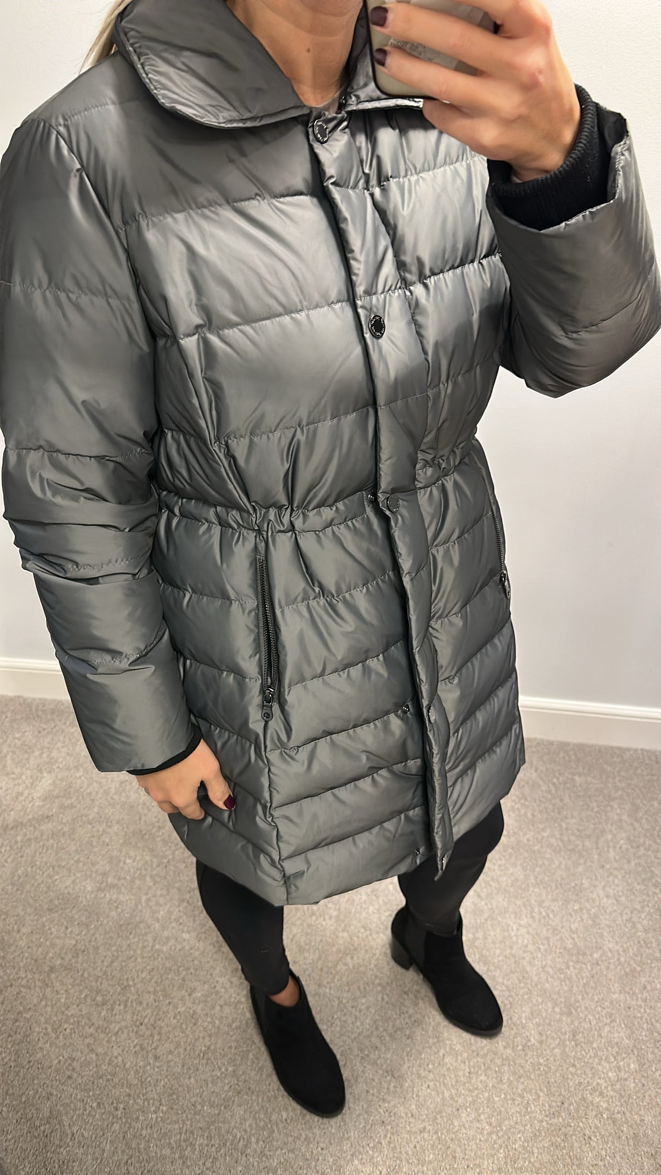 Peruna slate grey jacket size L would fit upto size 16 (no detachable hood)