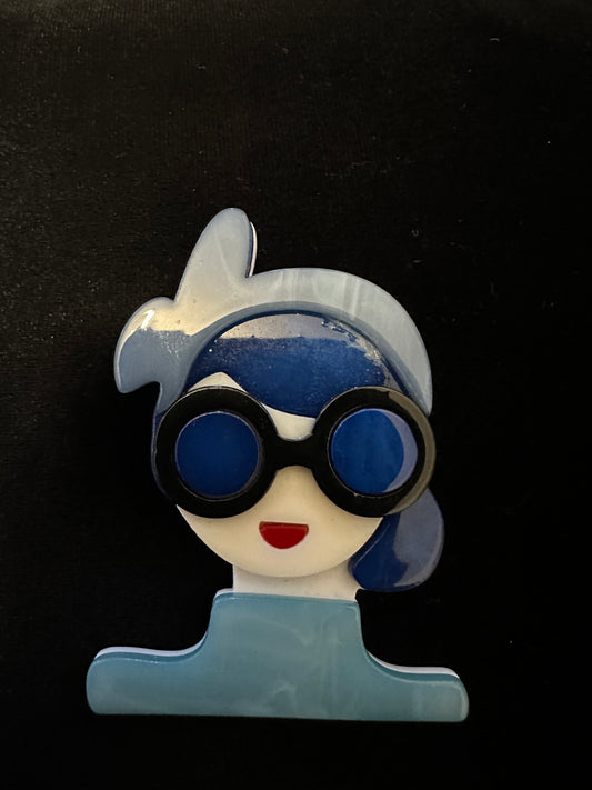 Acrylic vintage style ladies brooch with glasses