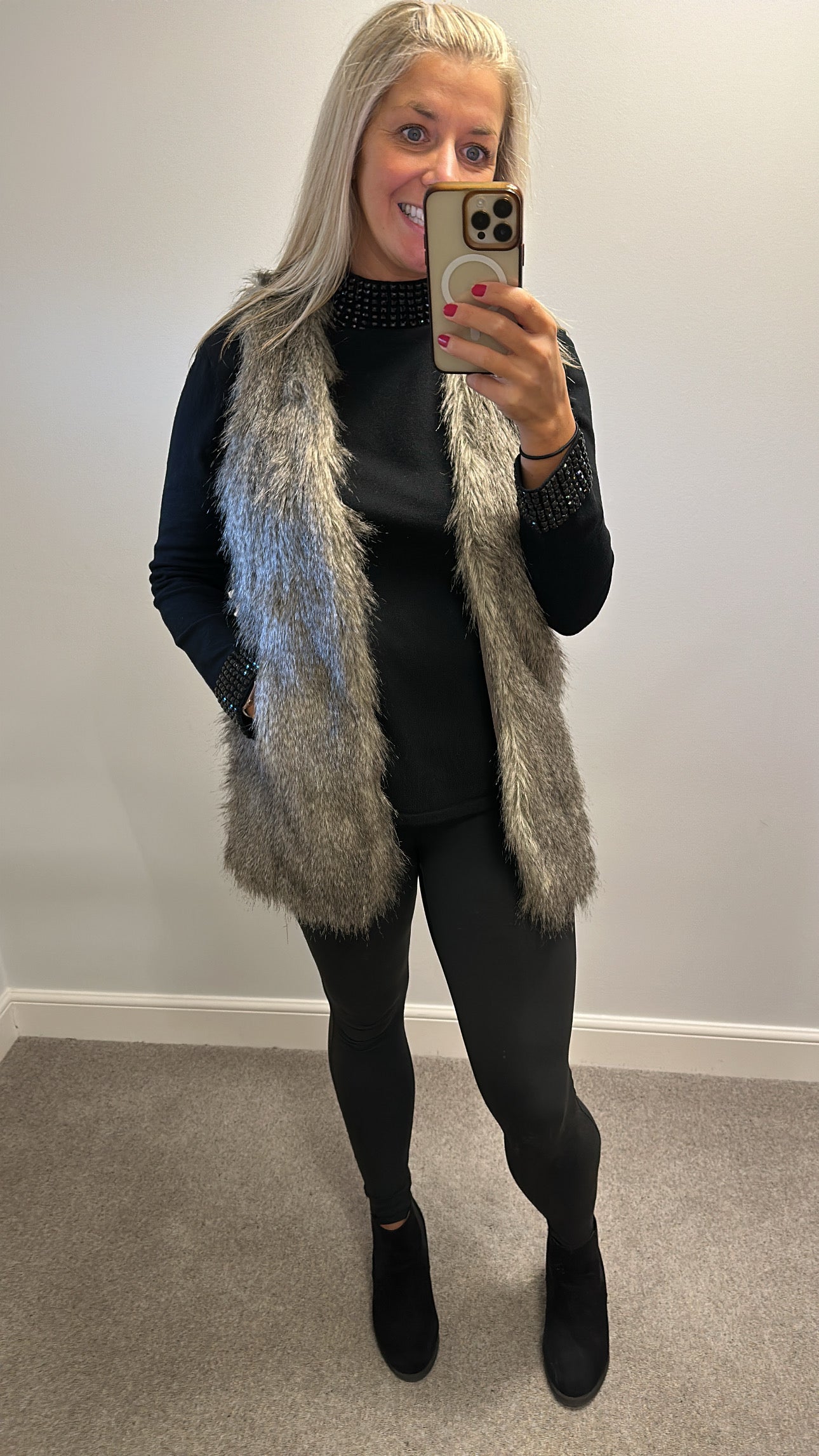 New look grey faux fur gilet size 10