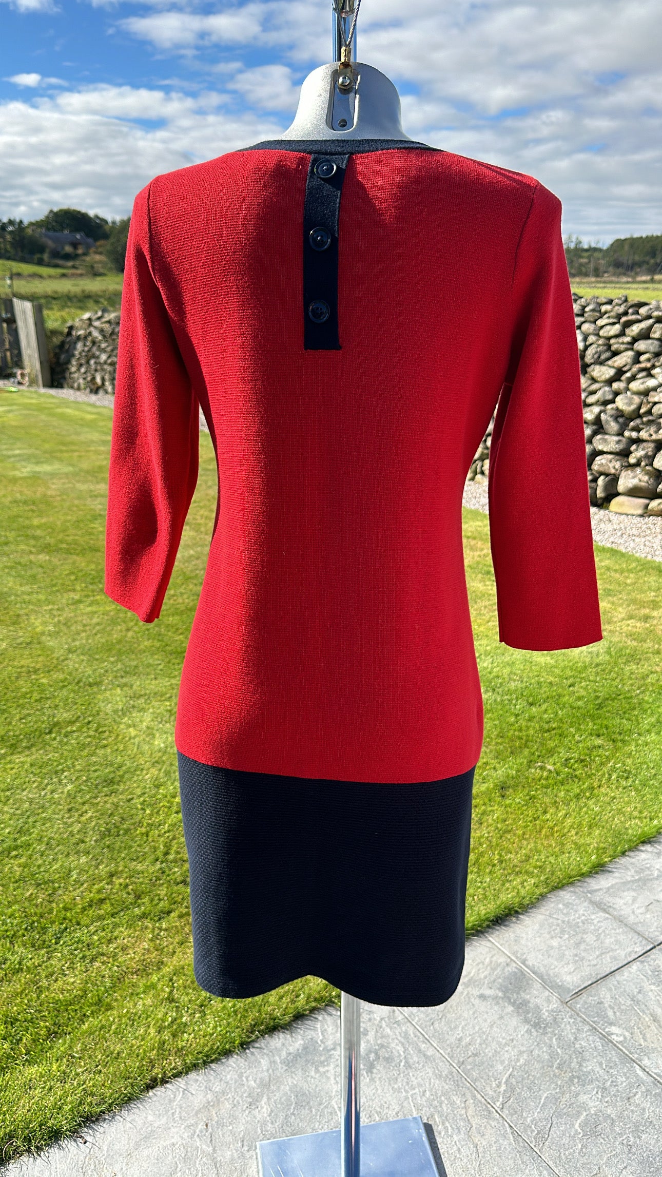 Banana Republic red and navy knit dress size S fit upto small size 12