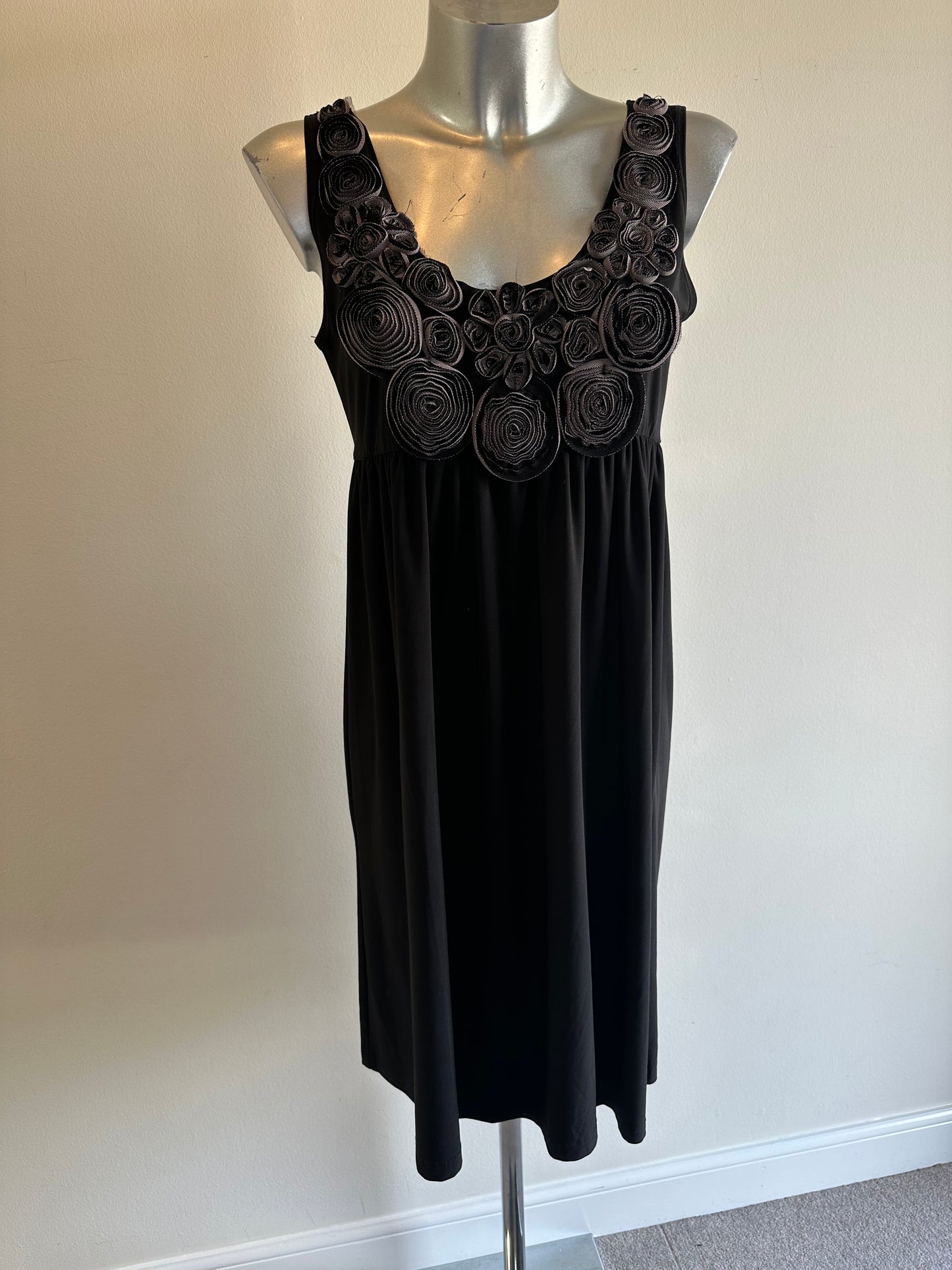 Nic & dom black dress size 10