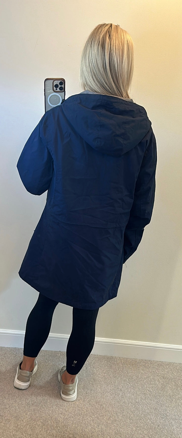 Vertical navy rain jacket size 18