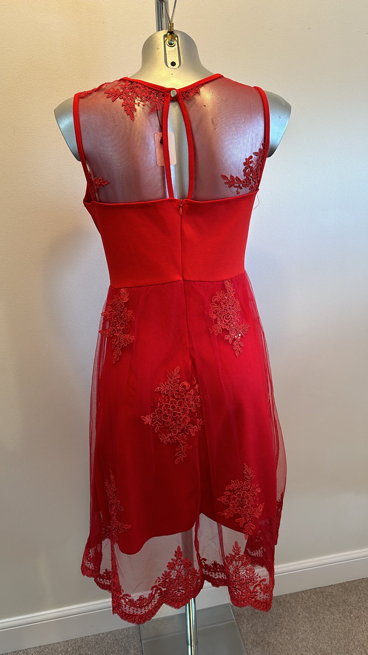 Yumi red lace dress size 12