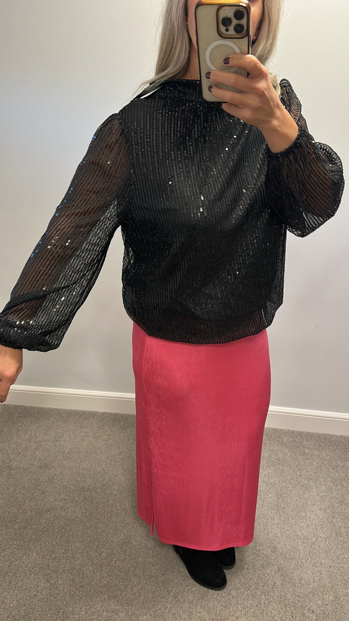 Pink silk style skirt size L (14-16)