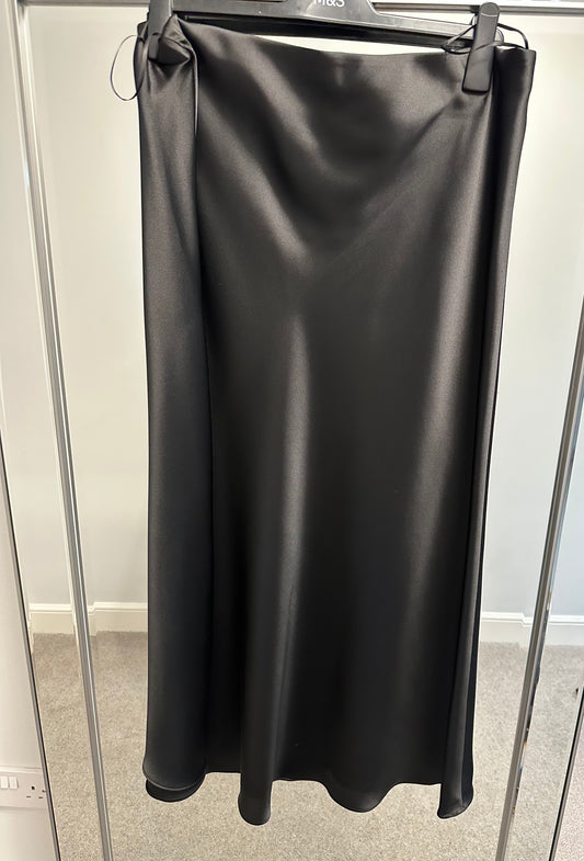 Next black midi skirt size 20 brand new with tags